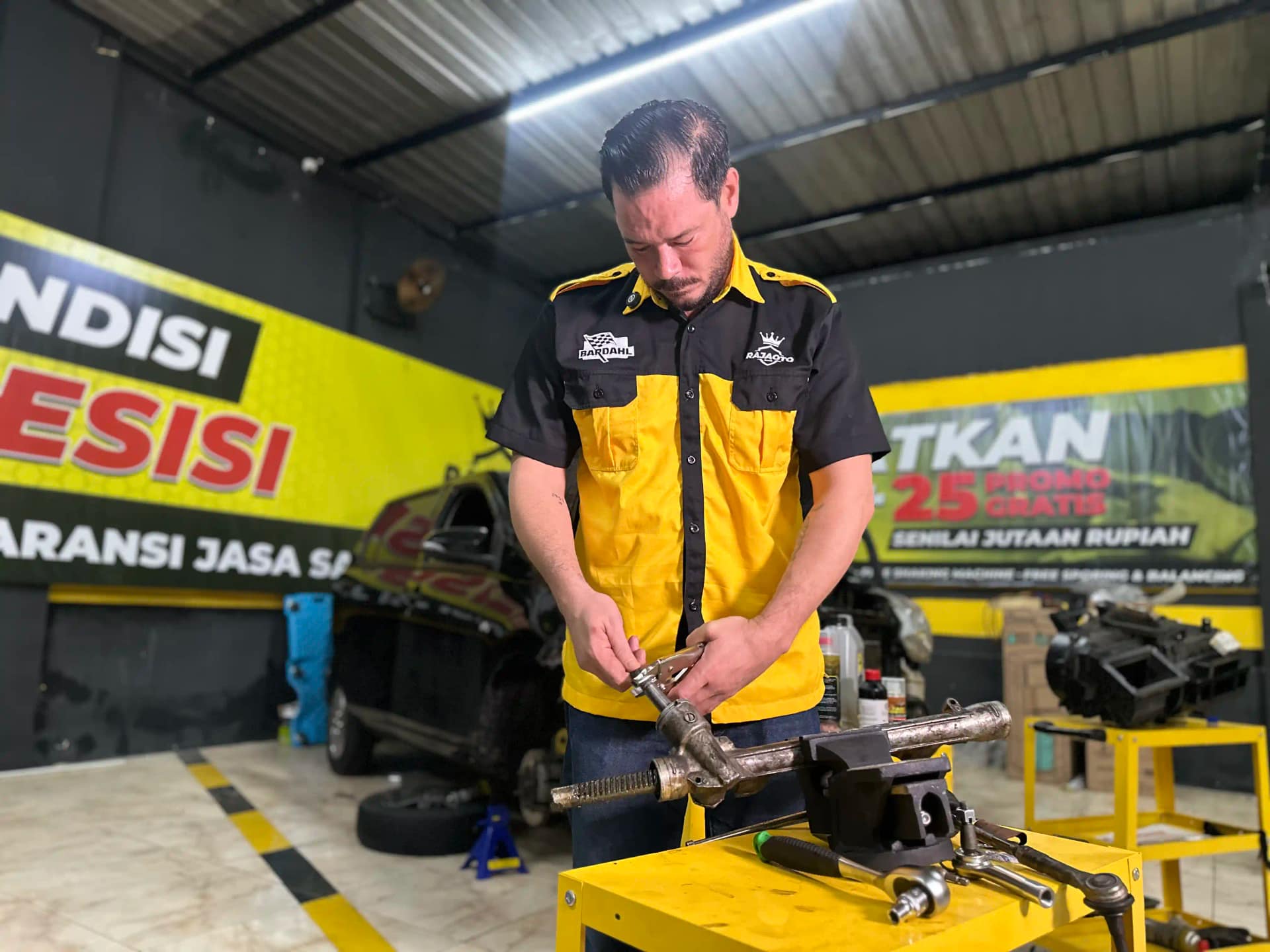 Inovasi Baru Raja Oto, Rebuild Kaki-Kaki Mobil Tanpa Menginap